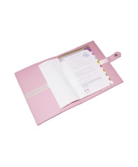 Protège carnet de santé personnalisé rigide rose - ruban blanc - Cadeau de naissance fille personnalisé