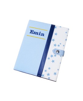 Protège carnet de santé rigide personnalisé - bleu ciel - étoiles - Cadeau de naissance garçon personnalisé